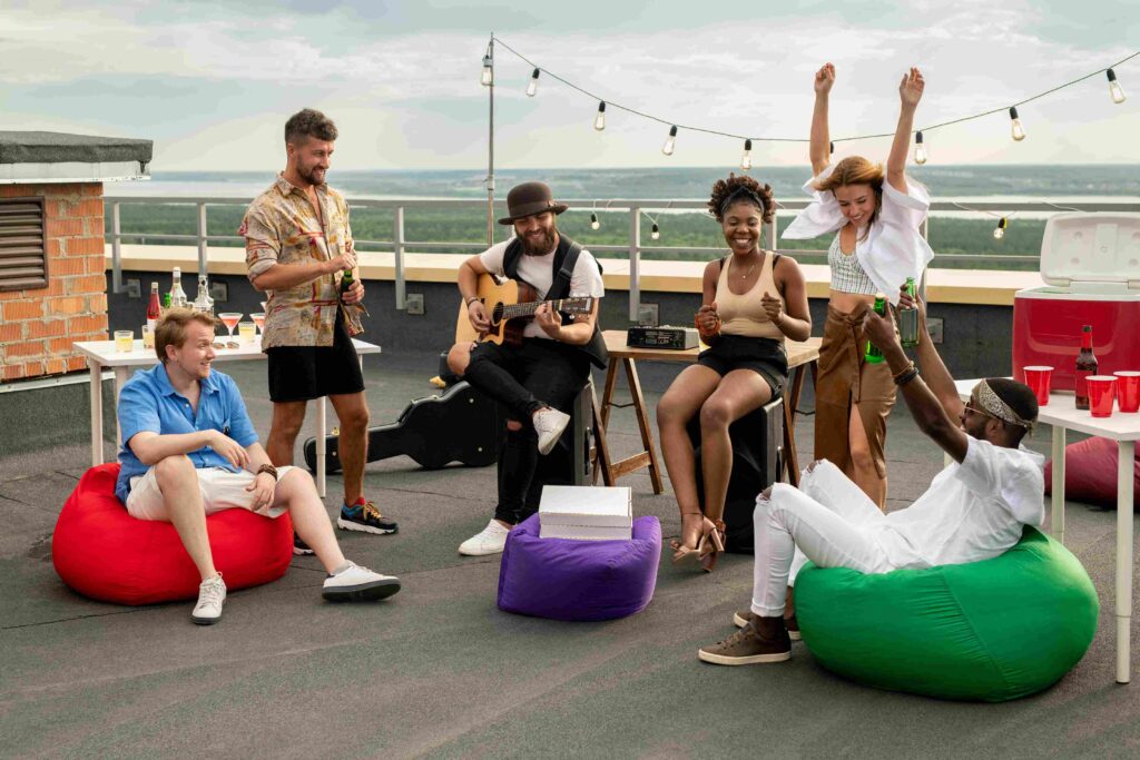 Host a Stylish New Year’s Yacht Party with a Personal Theme