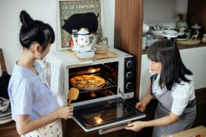 What To Look For When Buying A Rotating Electric Pizza Oven